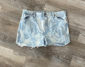 Wrangler Distressed Jean Shorts #6